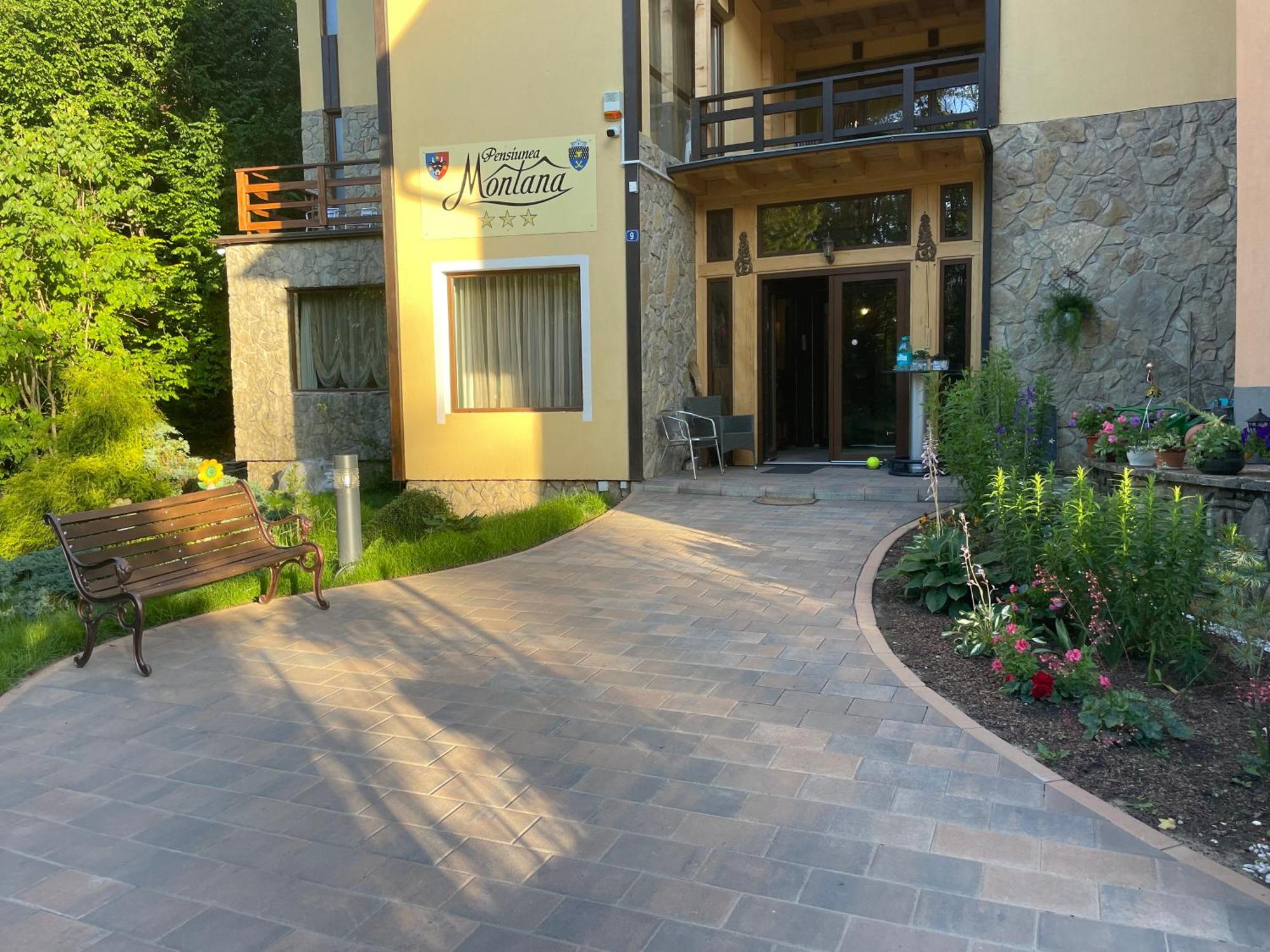 Montana Hotel Sucevita Ngoại thất bức ảnh